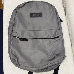 ALO Yoga Charcoal Men's Backpack